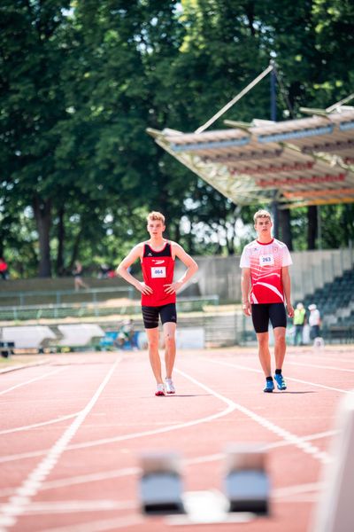 Torben Lillie (VfL Lingen) und Coord Goeken (MTV Aurich) am 02.07.2022 waehrend den NLV+BLV Leichtathletik-Landesmeisterschaften im Jahnstadion in Goettingen (Tag 1)